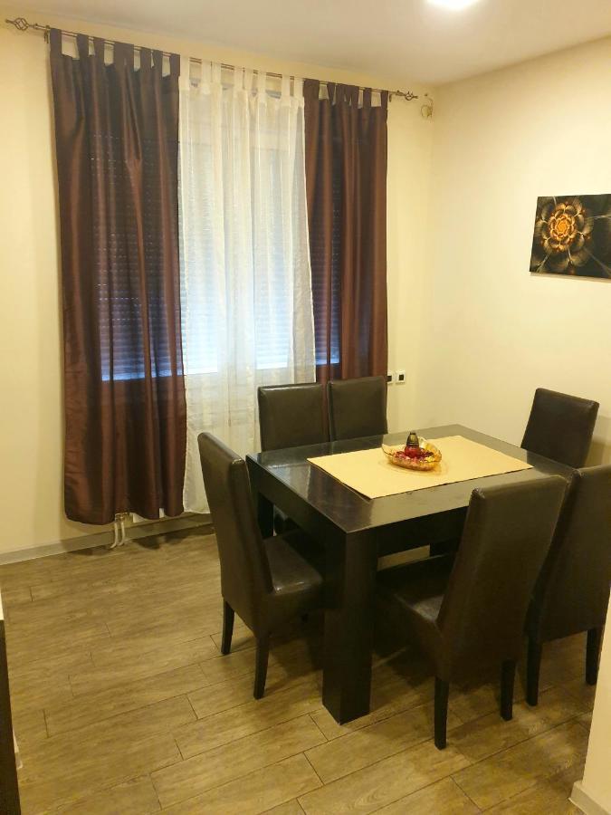 Ceca Apartman Ниш Экстерьер фото
