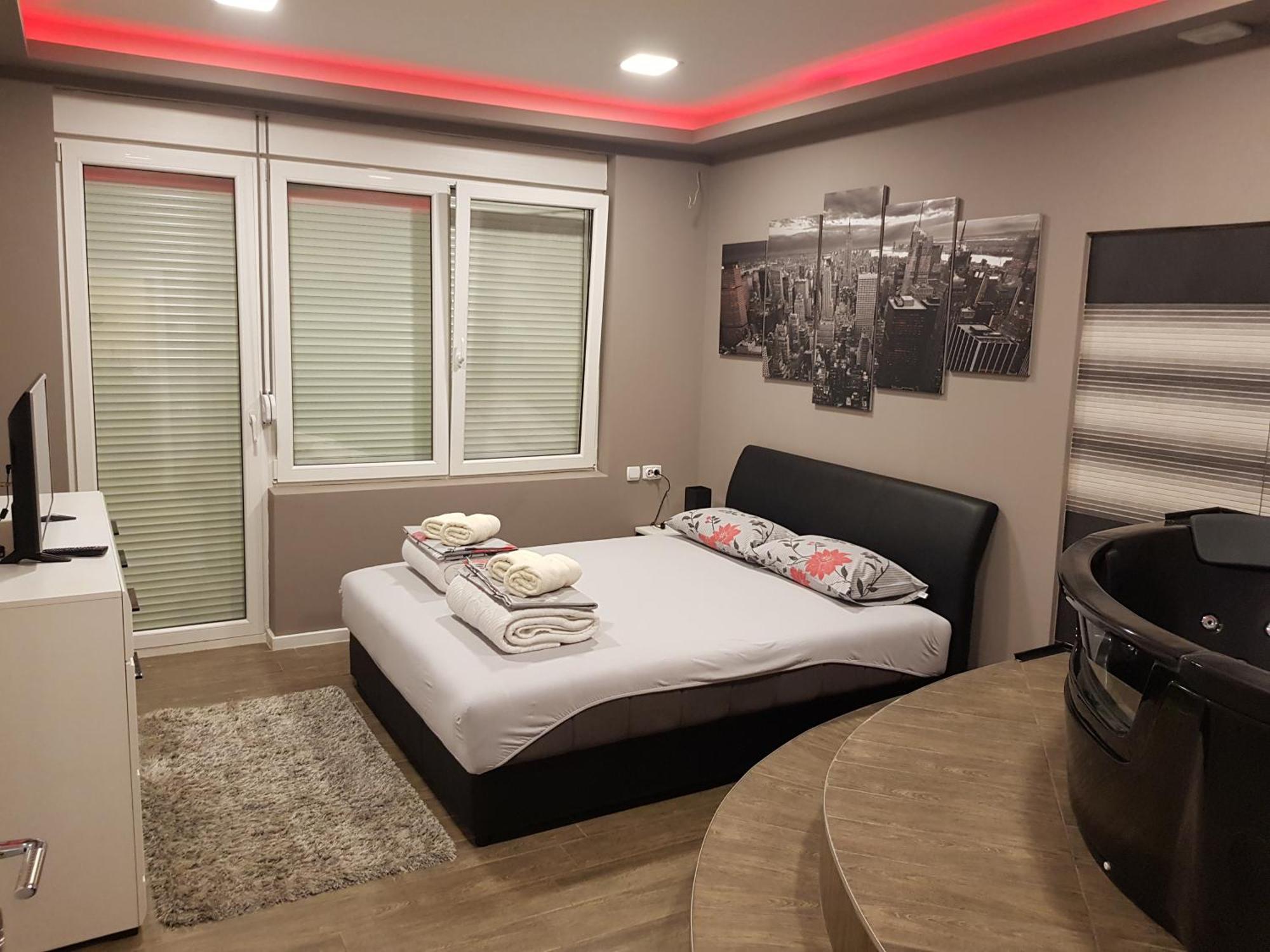 Ceca Apartman Ниш Экстерьер фото