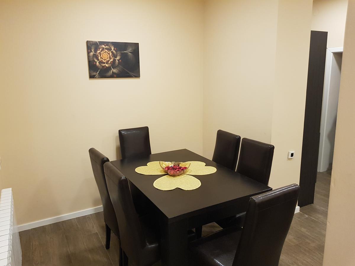 Ceca Apartman Ниш Экстерьер фото