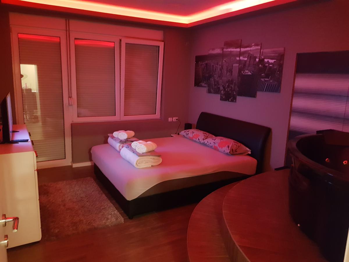 Ceca Apartman Ниш Экстерьер фото