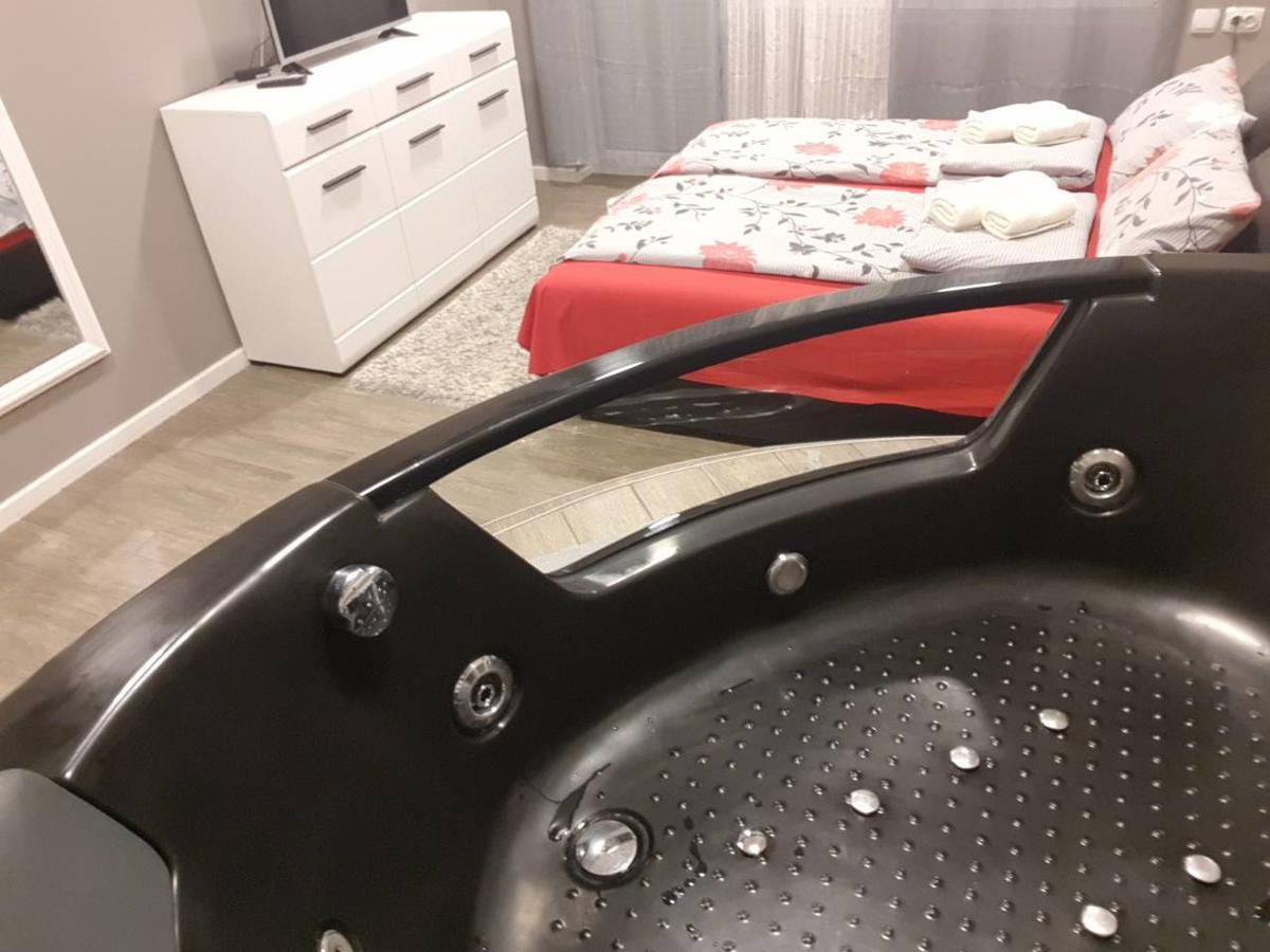 Ceca Apartman Ниш Экстерьер фото