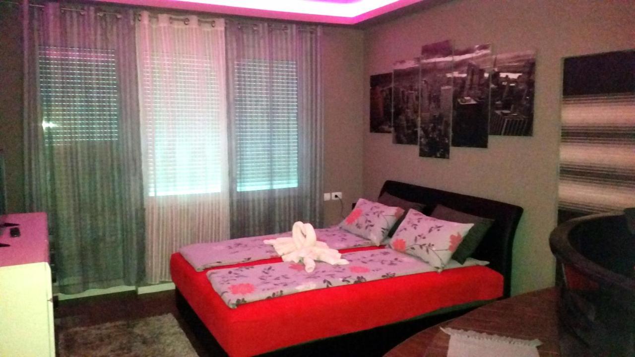 Ceca Apartman Ниш Экстерьер фото