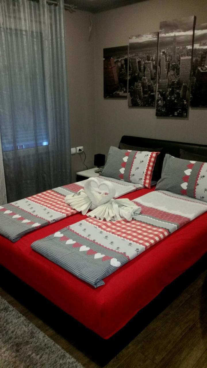 Ceca Apartman Ниш Экстерьер фото