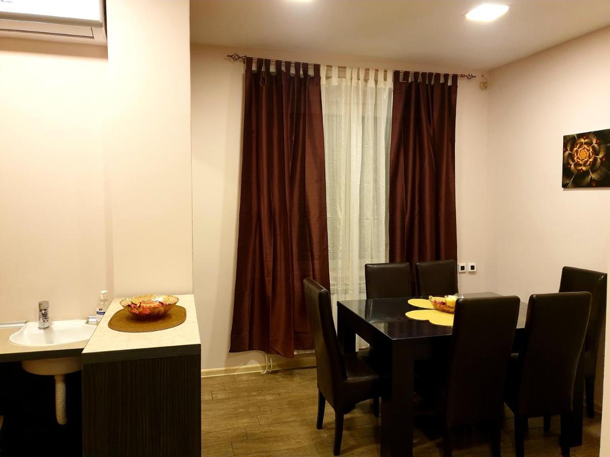 Ceca Apartman Ниш Экстерьер фото
